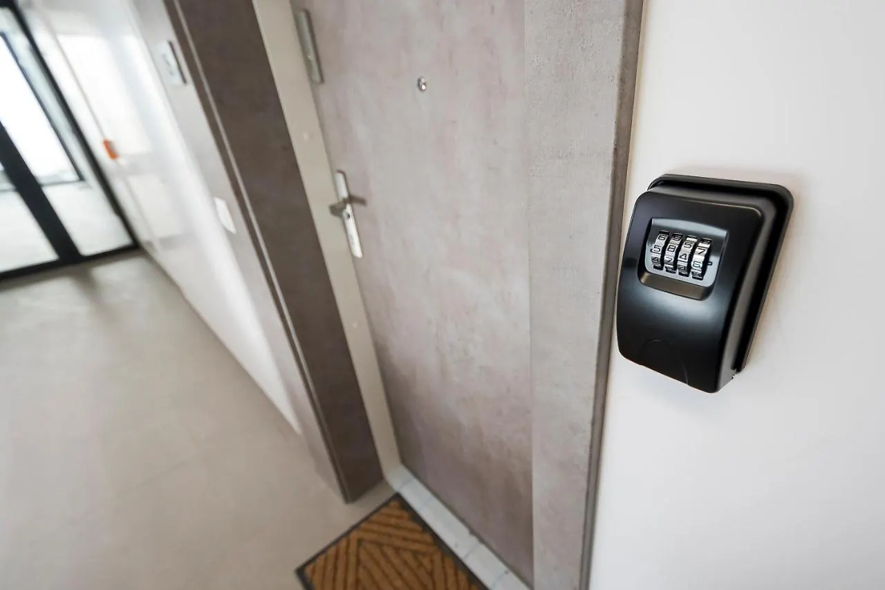 Apartament Alfa With Parking Poznań Apartamento